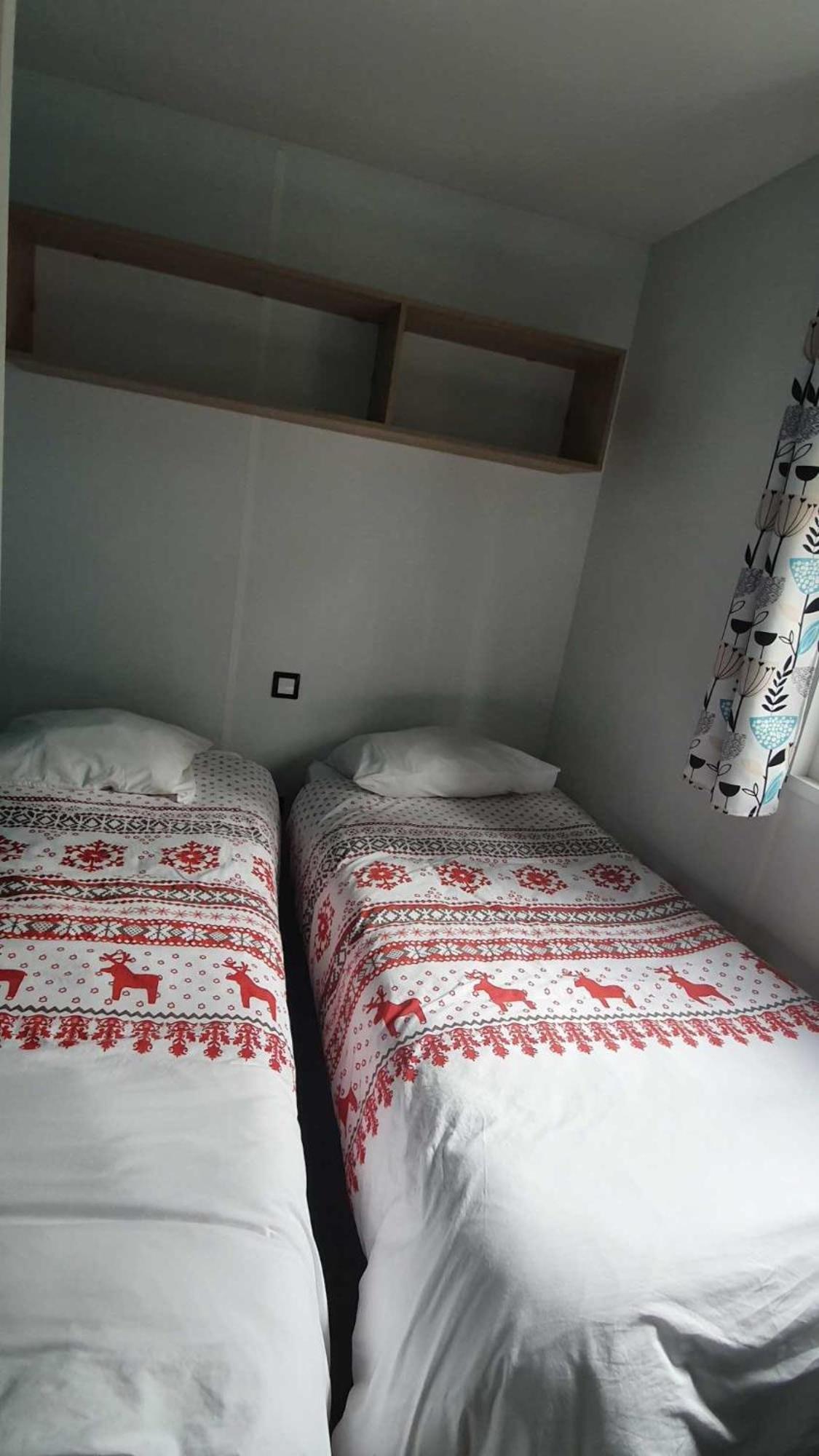 Camping L'Enclave Mobil-Home Estavar Buitenkant foto