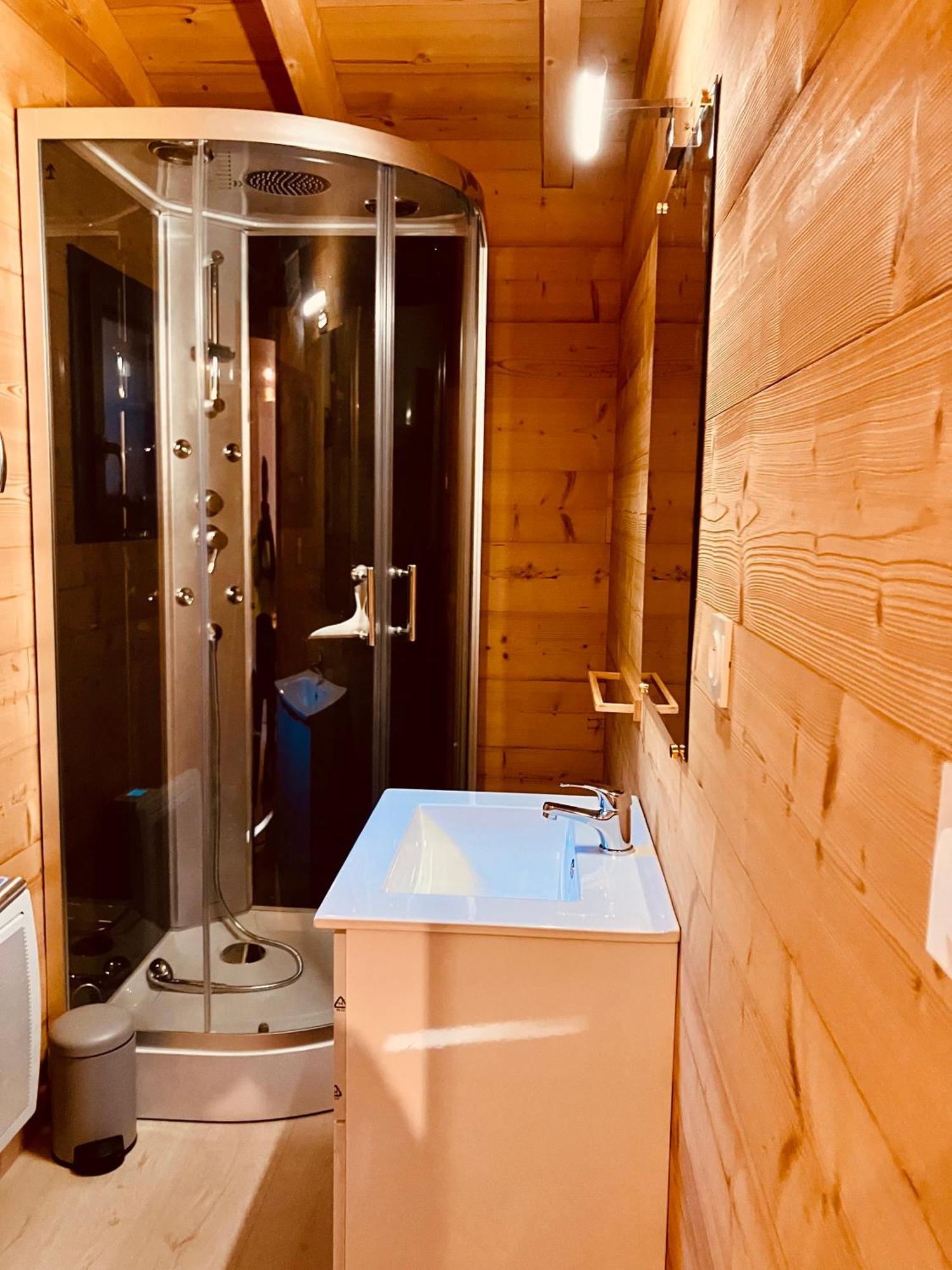 Camping L'Enclave Mobil-Home Estavar Buitenkant foto